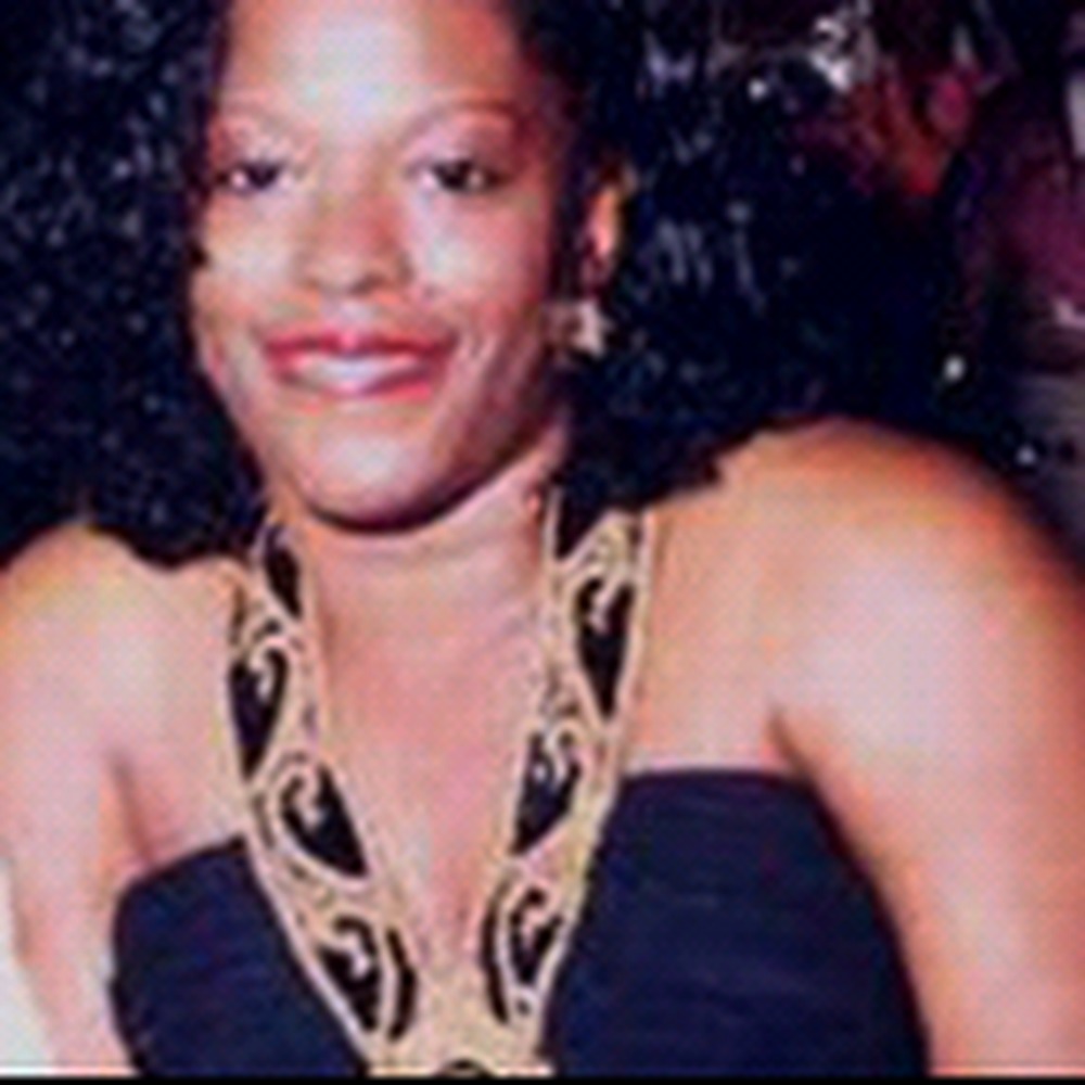 Meet your Posher, Yolanda